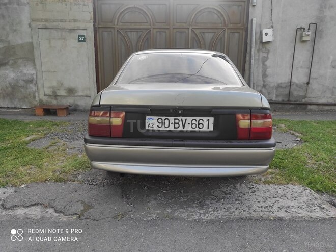 Opel Vectra 1994, 270,000 km - 1.8 л - Bakı