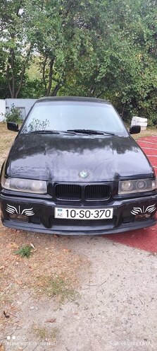 BMW 318 1992, 52,121 km - 1.8 l - Quba