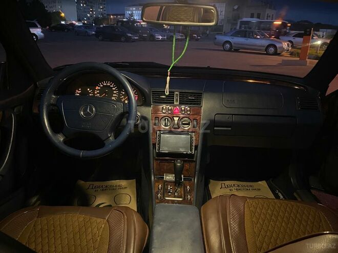 Mercedes C 200 2000, 235,556 km - 2.0 l - Sumqayıt