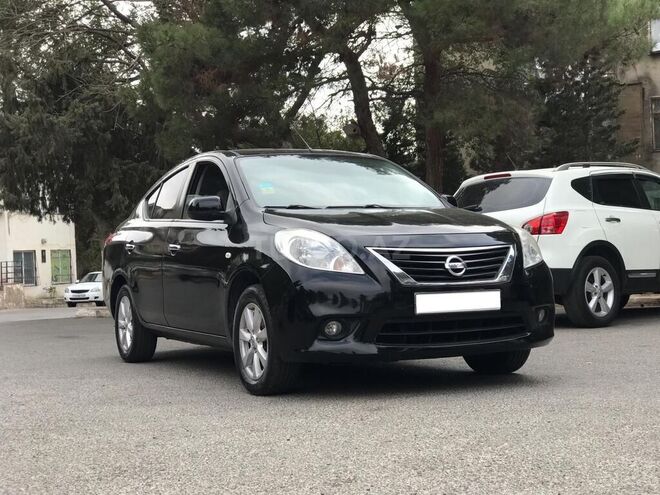 Nissan Sunny 2012, 175,000 km - 1.5 l - Bakı