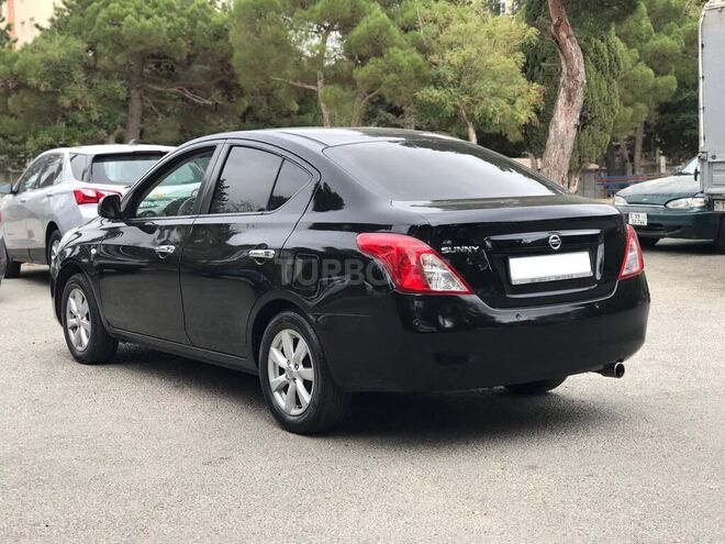 Nissan Sunny 2012, 175,000 km - 1.5 l - Bakı
