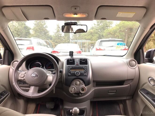 Nissan Sunny 2012, 175,000 km - 1.5 l - Bakı