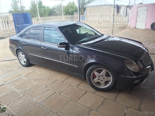 Mercedes E 220 2002, 250,000 km - 2.2 l - Bakı