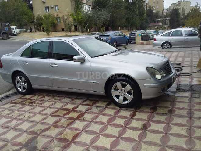 Mercedes E 220 2002, 280,000 km - 2.2 l - Bakı