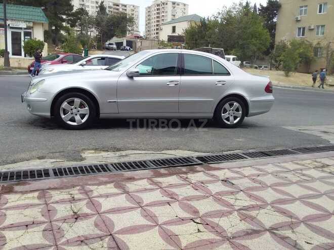Mercedes E 220 2002, 280,000 km - 2.2 l - Bakı