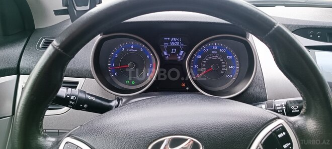 Hyundai Elantra 2011, 136,000 km - 1.8 l - Gəncə