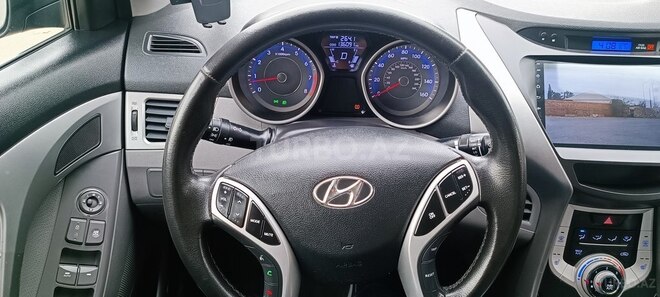 Hyundai Elantra 2011, 136,000 km - 1.8 l - Gəncə