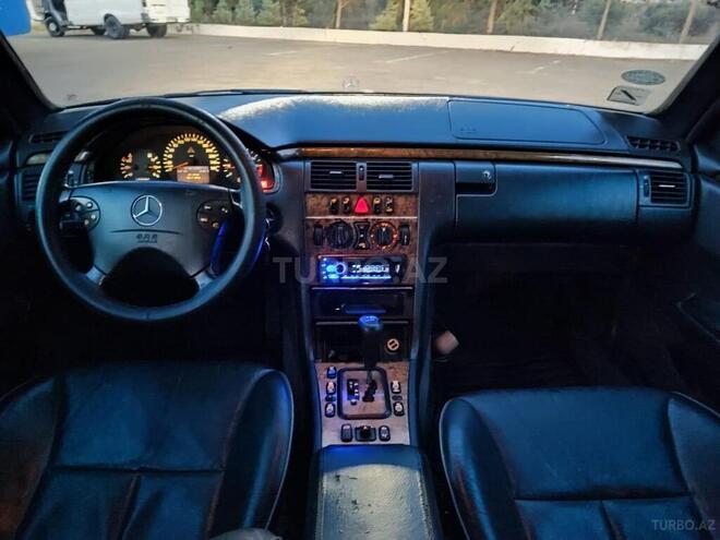 Mercedes E 240 2000, 280,000 km - 2.4 l - Bakı
