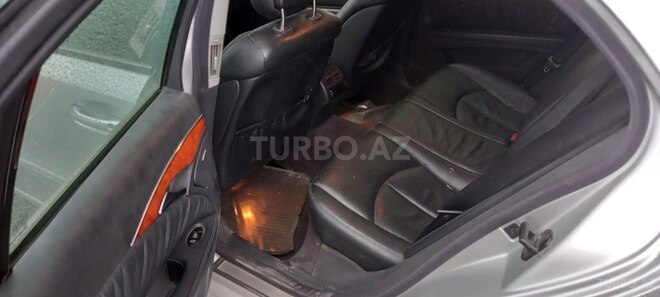Mercedes E 240 2004, 254,000 km - 2.4 l - Bakı