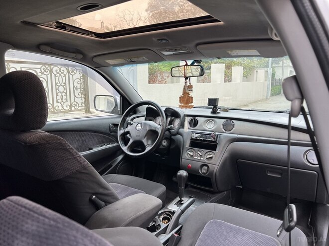 Mitsubishi Outlander 2002, 242,735 km - 2.4 l - Bakı