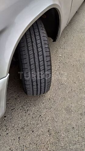 GAZ 31105 2004, 180,000 km - 2.4 l - Salyan