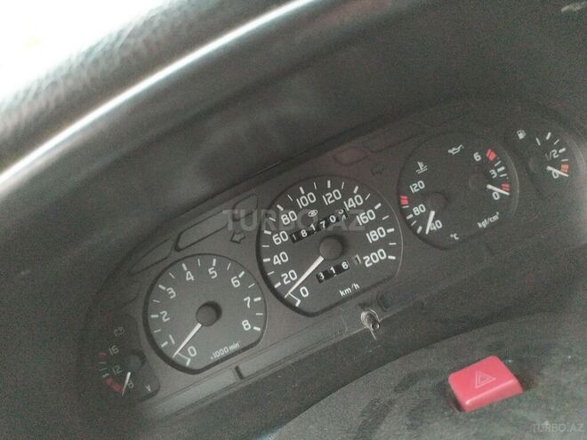 GAZ 31105 2004, 180,000 km - 2.4 l - Salyan
