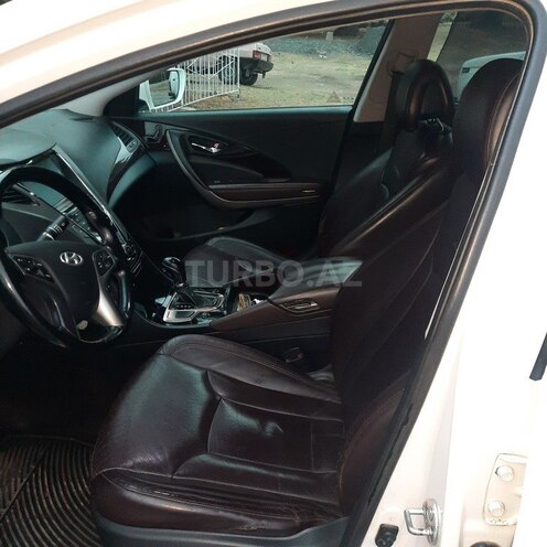 Hyundai Azera 2012, 225,380 km - 2.4 l - Qax