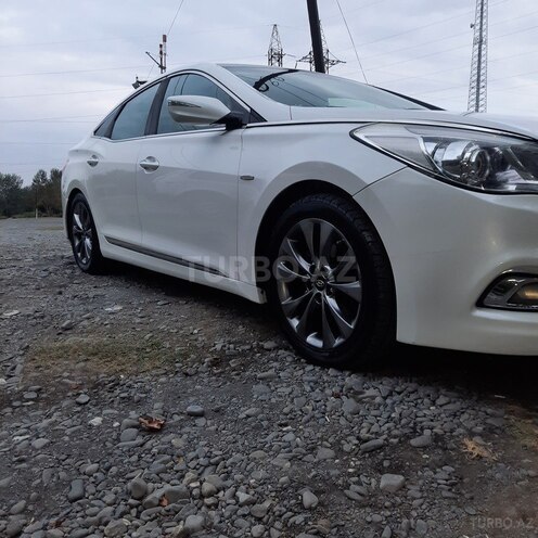 Hyundai Azera 2012, 225,380 km - 2.4 l - Qax