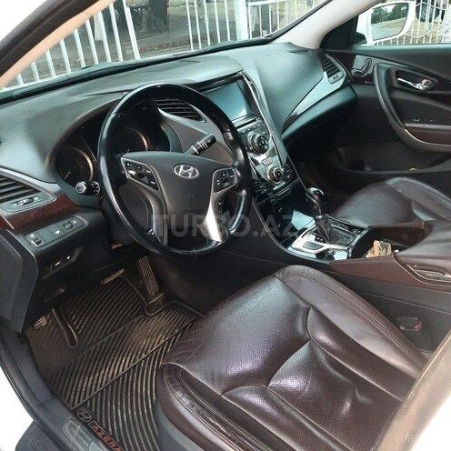 Hyundai Azera 2012, 225,380 km - 2.4 l - Qax