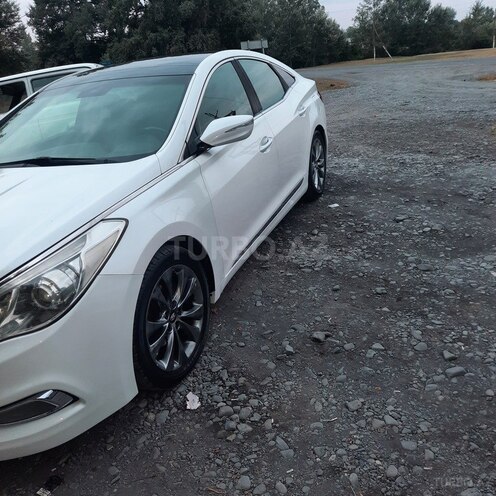 Hyundai Azera 2012, 225,380 km - 2.4 l - Qax