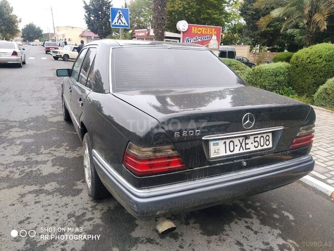 Mercedes E 200 1993, 322,000 km - 2.0 л - Masallı