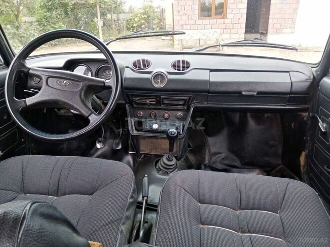 LADA (VAZ) 2106 2004, 500,000 km - 1.5 l - Salyan