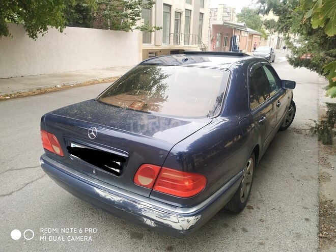 Mercedes E 230 1996, 378,000 km - 2.3 л - Bakı