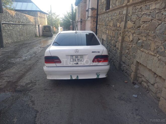 Mercedes E 320 1997, 452,368 km - 3.2 l - Şəki