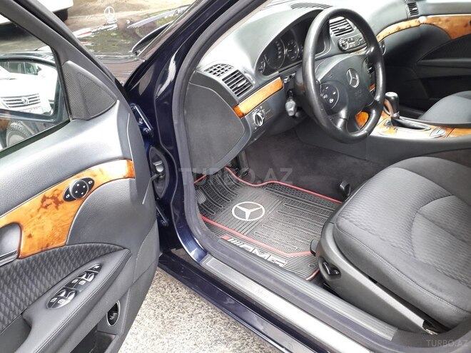 Mercedes E 220 2002, 365,000 km - 2.2 л - Bakı