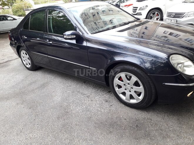 Mercedes E 220 2002, 365,000 km - 2.2 л - Bakı