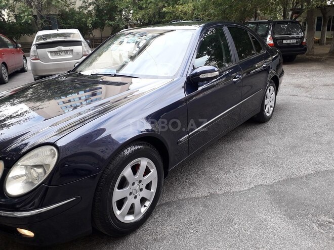 Mercedes E 220 2002, 365,000 km - 2.2 л - Bakı