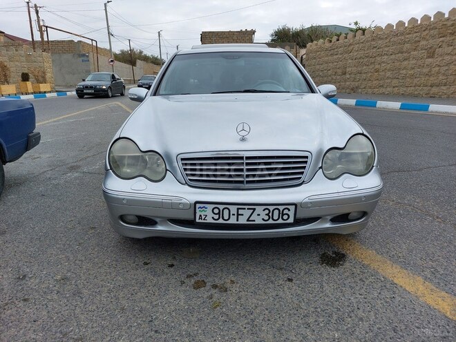 Mercedes C 240 2000, 286,000 km - 2.4 l - Bakı