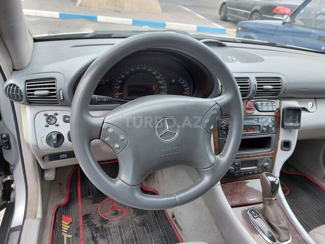Mercedes C 240 2000, 286,000 km - 2.4 l - Bakı