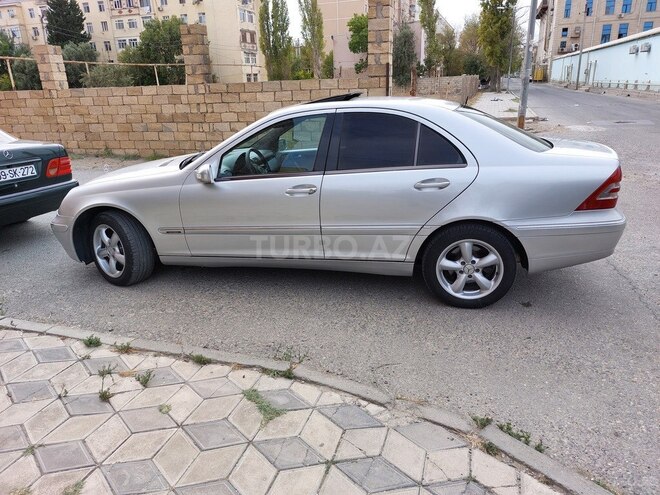 Mercedes C 240 2000, 286,000 km - 2.4 l - Bakı