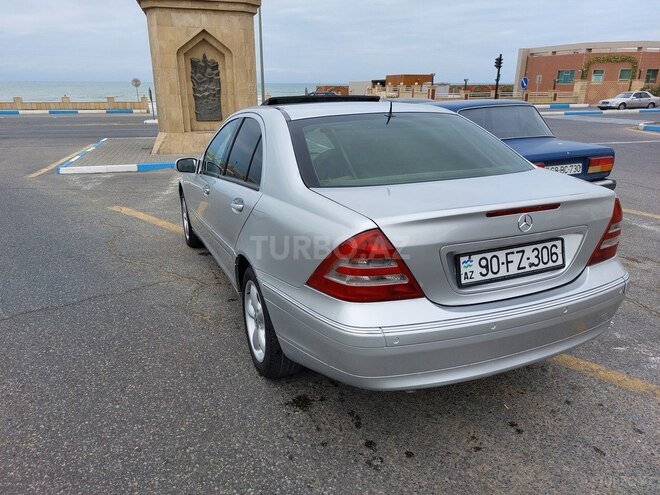 Mercedes C 240 2000, 286,000 km - 2.4 l - Bakı