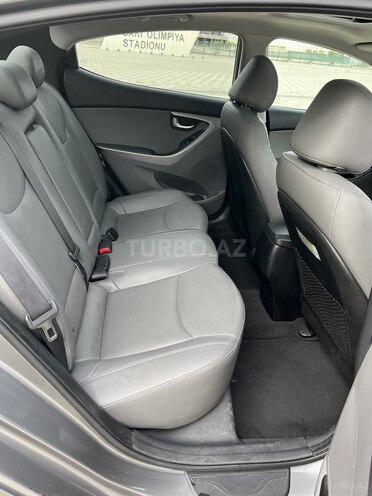 Hyundai Elantra 2015, 48,000 km - 1.8 l - Bakı