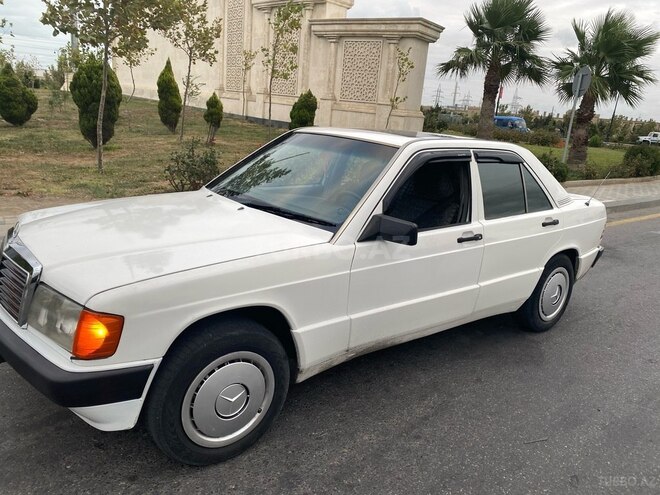 Mercedes 190 1991, 700,000 km - 2.0 л - Sumqayıt
