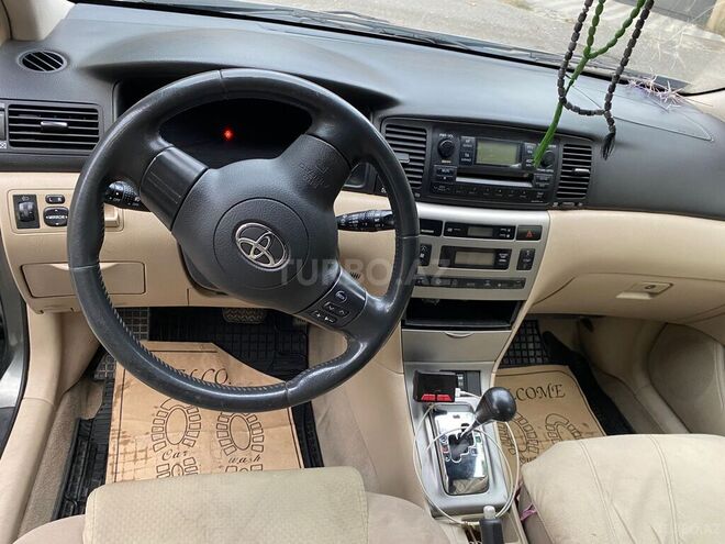 Toyota Corolla 2005, 240,000 km - 1.4 l - Bakı