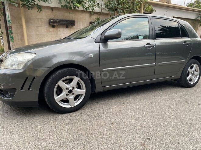 Toyota Corolla 2005, 240,000 km - 1.4 l - Bakı