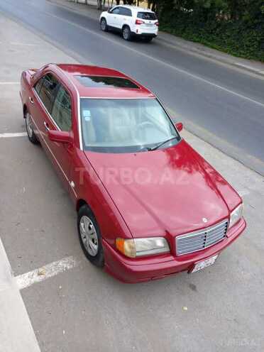 Mercedes C 220 1997, 326,000 km - 2.2 l - Sumqayıt