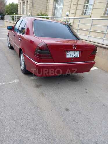 Mercedes C 220 1997, 326,000 km - 2.2 l - Sumqayıt
