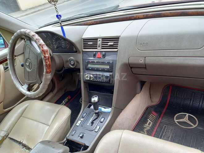 Mercedes C 220 1997, 326,000 km - 2.2 l - Sumqayıt
