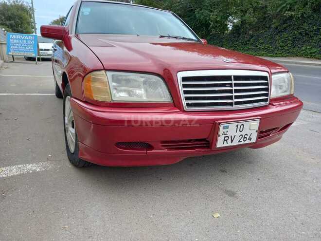 Mercedes C 220 1997, 326,000 km - 2.2 l - Sumqayıt