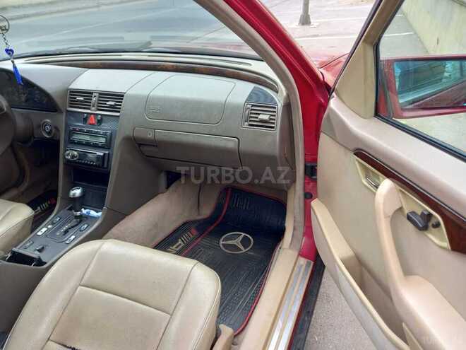 Mercedes C 220 1997, 326,000 km - 2.2 l - Sumqayıt