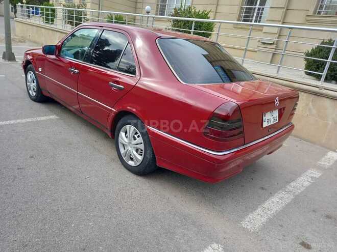 Mercedes C 220 1997, 326,000 km - 2.2 l - Sumqayıt