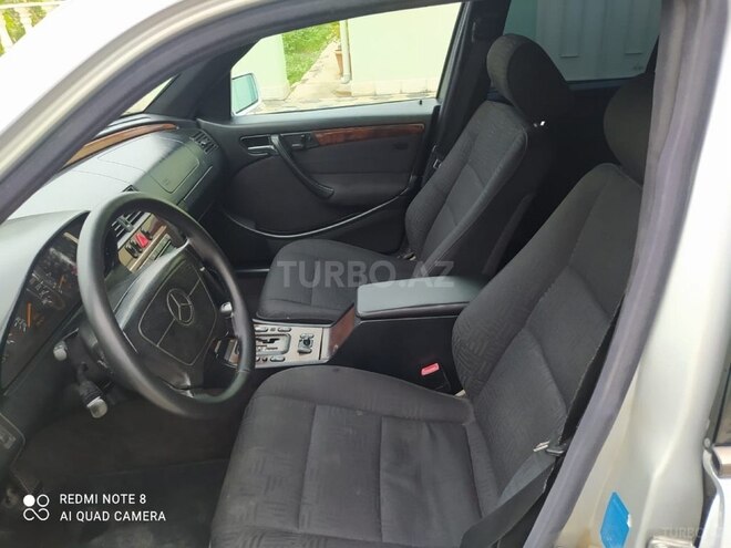 Mercedes C 240 1998, 259,000 km - 2.4 l - Bakı