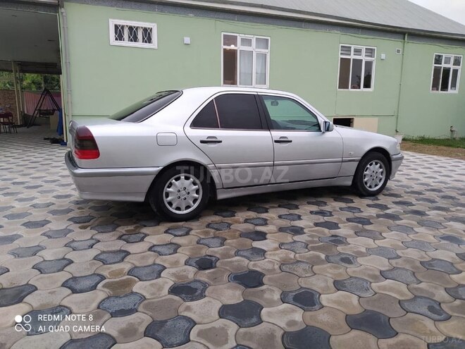 Mercedes C 240 1998, 259,000 km - 2.4 l - Bakı