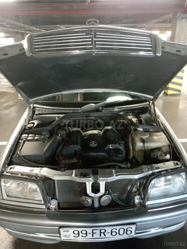 Mercedes C 240 1999, 278,096 km - 2.4 l - Bakı