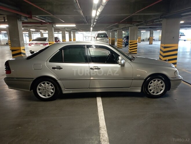 Mercedes C 240 1999, 278,096 km - 2.4 l - Bakı