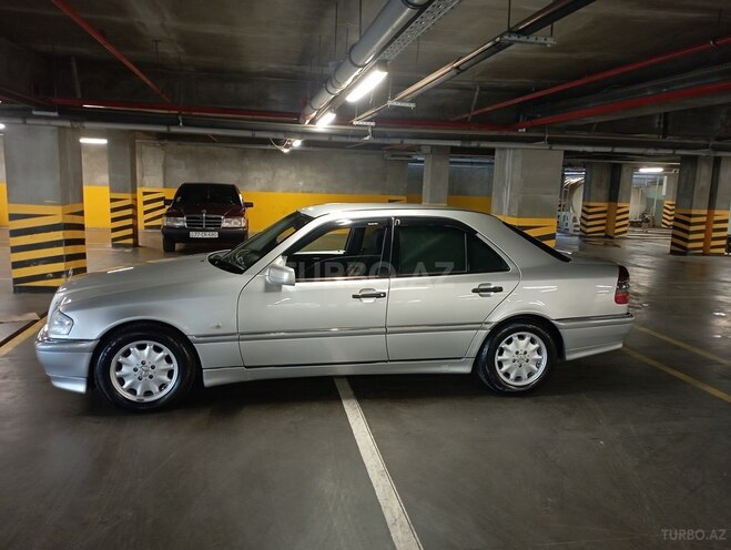 Mercedes C 240 1999, 278,096 km - 2.4 l - Bakı