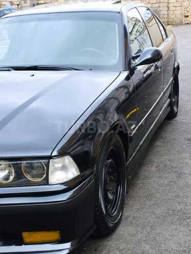 BMW 320 1998, 236,000 km - 2.0 л - Bakı