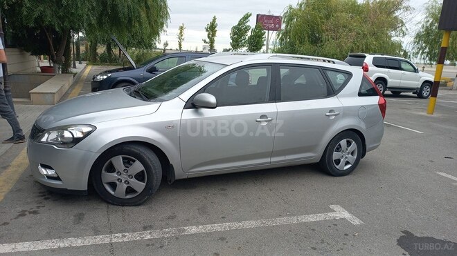 Kia Ceed 2010, 181,500 km - 1.6 л - Sumqayıt
