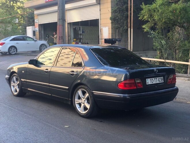 Mercedes E 230 1996, 312,580 km - 2.3 l - Bakı