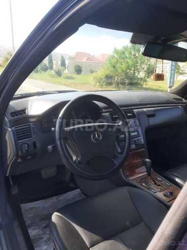 Mercedes E 240 1999, 411,736 km - 2.4 л - Bakı
